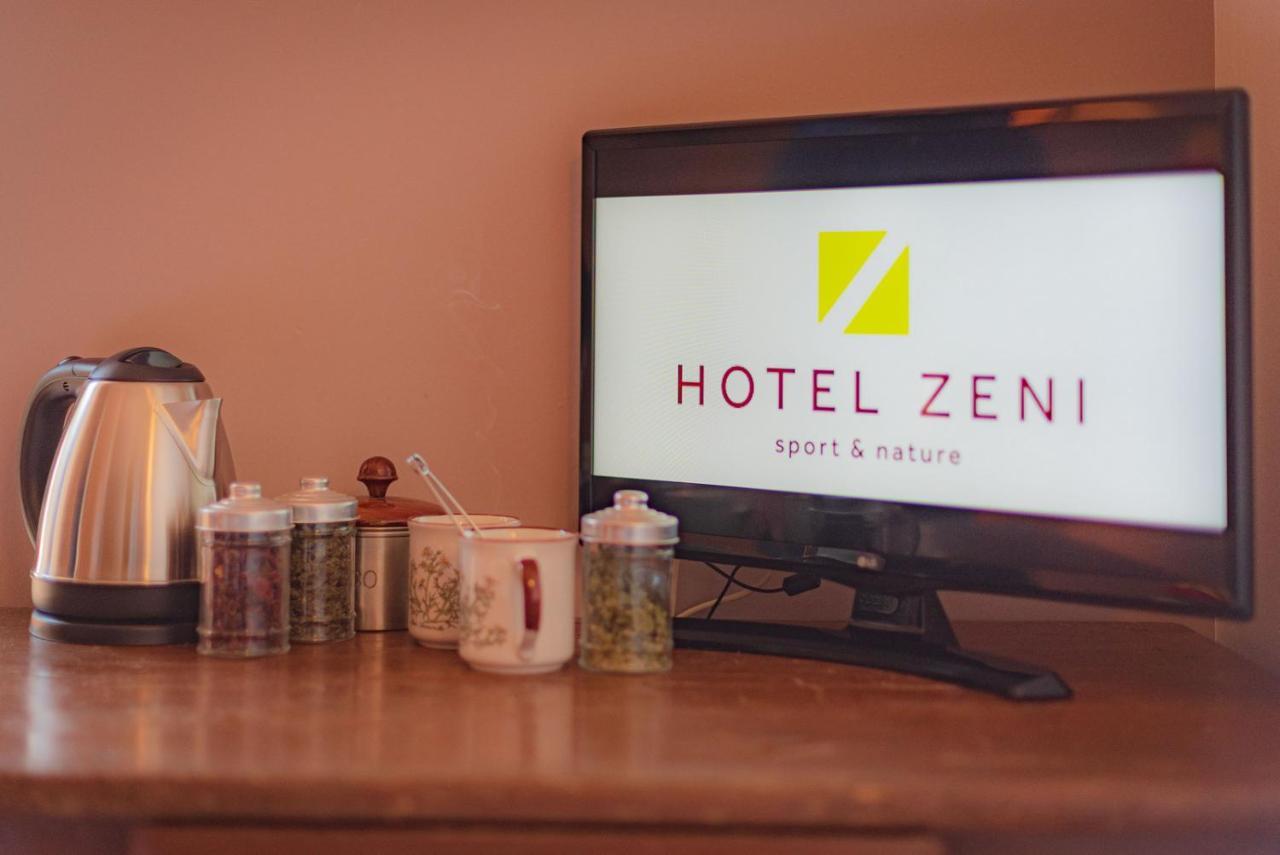 Hotel Zeni Brentonico Extérieur photo