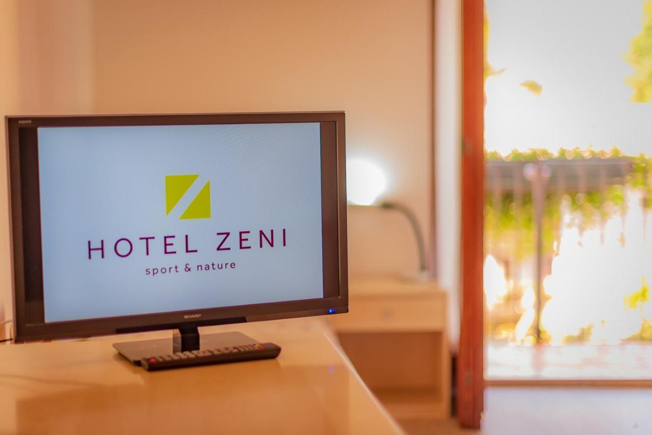 Hotel Zeni Brentonico Extérieur photo